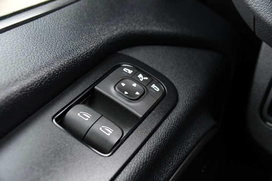 Mercedes-Benz Sprinter 317 1.9 CDI L2H2 RWD PB Edition Luchtvering, Adaptieve Cruise, 360 Camera, Carplay, Stoelverwarming, LED, 170pk, Automaat, Trekhaak, Uniek!