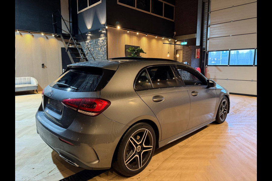 Mercedes-Benz A-Klasse | Sfeerverlichting | Pano | Carplay