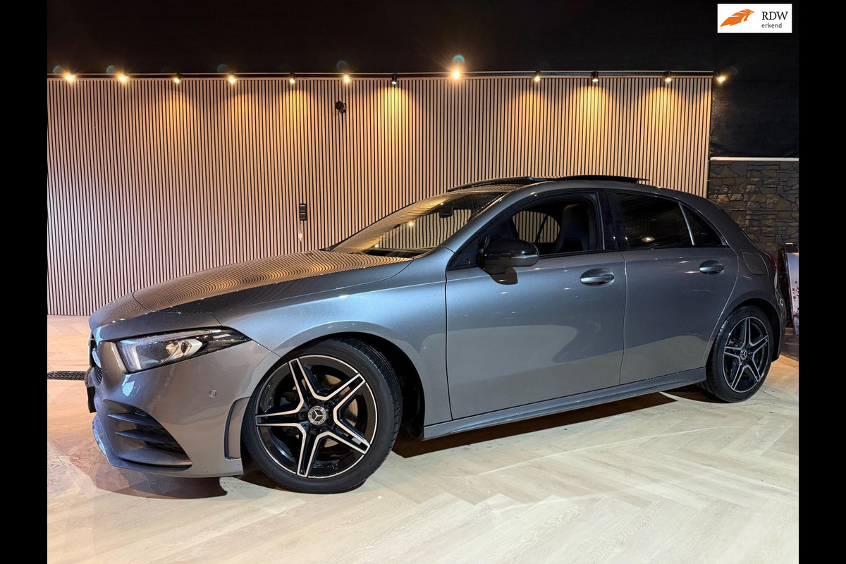 Mercedes-Benz A-Klasse | Sfeerverlichting | Pano | Carplay