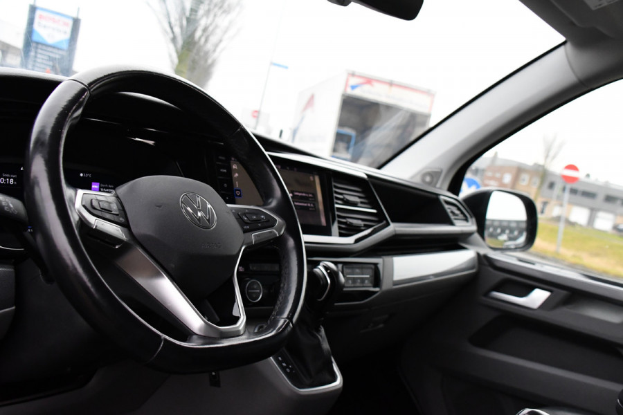 Volkswagen Transporter 2.0 TDI L2H1 30 DC Caravelle Virtual, Camera, Carplay, Leder, LED, 2 x Electrische deur, Clima, Trekhaak, 150pk, Automaat, Uniek! Bulli, Highline!