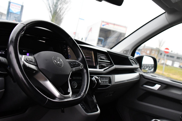 Volkswagen Transporter 2.0 TDI L2H1 30 DC Caravelle Virtual, Camera, Carplay, Leder, LED, 2 x Electrische deur, Clima, Trekhaak, 150pk, Automaat, Uniek! Bulli, Highline!