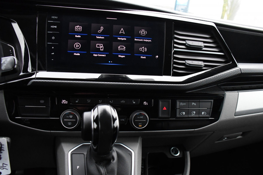 Volkswagen Transporter 2.0 TDI L2H1 30 DC Caravelle Virtual, Camera, Carplay, Leder, LED, 2 x Electrische deur, Clima, Trekhaak, 150pk, Automaat, Uniek! Bulli, Highline!