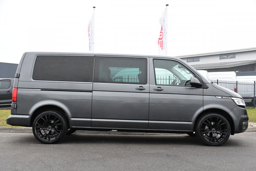 Volkswagen Transporter 2.0 TDI L2H1 30 DC Bulli Virtual, Adaptieve Cruise, Camera, Carplay, 150pk, LED, Automaat, Sensoren, trekhaak, Uniek!