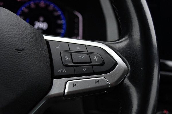 Volkswagen Transporter 2.0 TDI L2H1 30 DC Bulli Virtual, Adaptieve Cruise, Camera, Carplay, 150pk, LED, Automaat, Sensoren, trekhaak, Uniek!