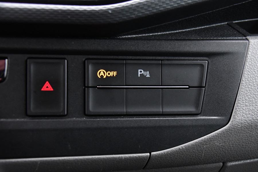 Volkswagen Transporter 2.0 TDI L2H1 30 DC Bulli Virtual, Adaptieve Cruise, Camera, Carplay, 150pk, LED, Automaat, Sensoren, trekhaak, Uniek!