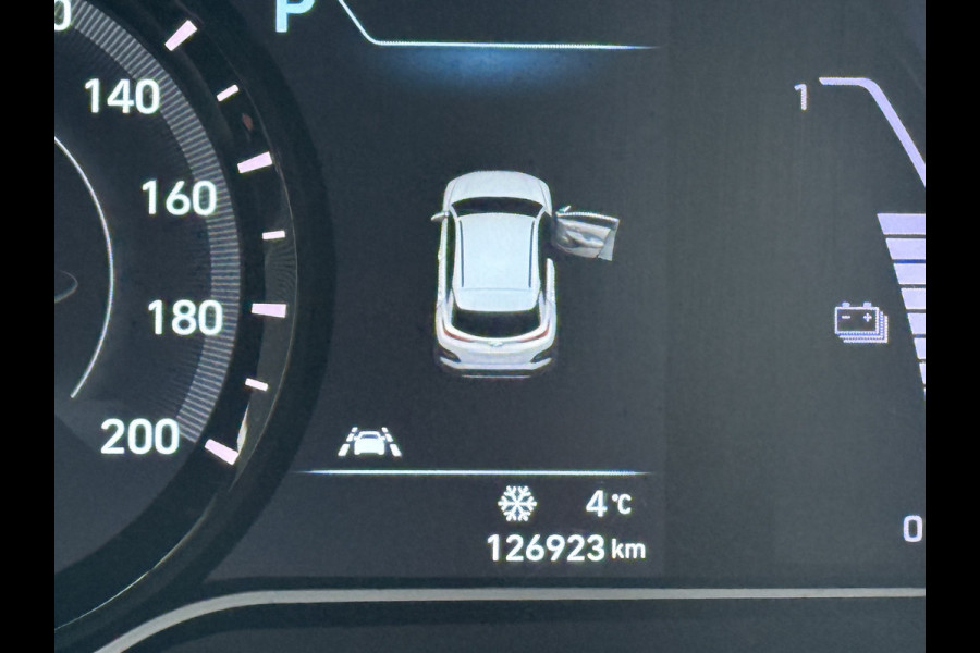 Hyundai Kona BWJ 12-2020 | SOH 94,9% EV Comfort 64 kWh | CLIMA | CAMERA A | LICHTMETAAL | PDC | NAVI