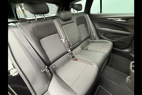 Opel Insignia Sports Tourer BWJ 2021 | 1.5 CDTI 123PK Business Elegance | TREKHAAK | SCHUIFDAK | AGR | CAMERA | CLIMA | NAVI | CARPLAY | LED | PDC 2X