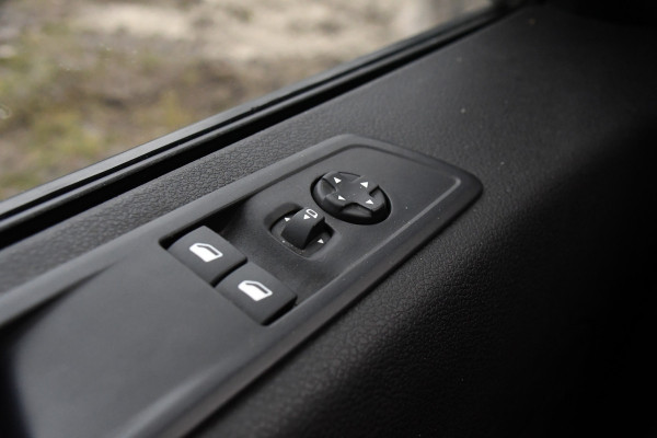 Fiat Scudo 2.0 Diesel 145 L3 PB Edition FACE LIFT! Camera, Cruise, Automaat, Carplay, 145pk, Sensoren, Trekhaak, LED, Uniek!