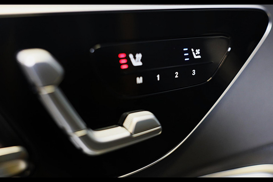 Mercedes-Benz CLE Coupé AMG 53 4MATIC+ / Performance Zetels / Carbon / Head Up / 360 Camera / Pano / Digital Light / 20 Inch