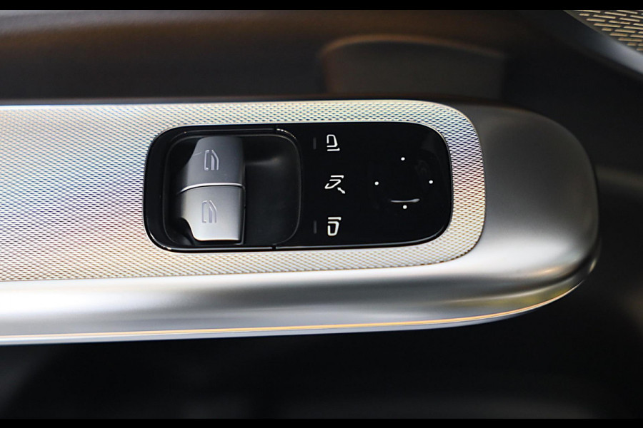 Mercedes-Benz CLE Coupé AMG 53 4MATIC+ / Performance Zetels / Carbon / Head Up / 360 Camera / Pano / Digital Light / 20 Inch