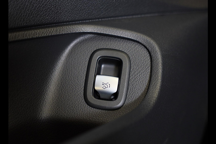 Mercedes-Benz CLE Coupé AMG 53 4MATIC+ / Performance Zetels / Carbon / Head Up / 360 Camera / Pano / Digital Light / 20 Inch