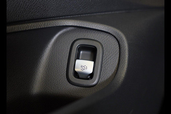 Mercedes-Benz CLE Coupé AMG 53 4MATIC+ / Performance Zetels / Carbon / Head Up / 360 Camera / Pano / Digital Light / 20 Inch