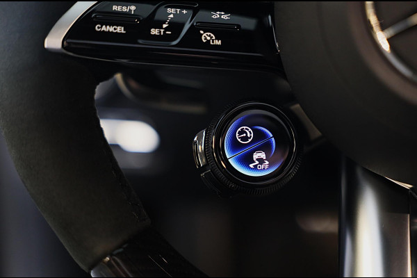 Mercedes-Benz CLE Coupé AMG 53 4MATIC+ / Performance Zetels / Carbon / Head Up / 360 Camera / Pano / Digital Light / 20 Inch