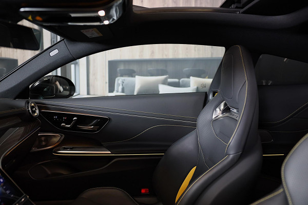 Mercedes-Benz CLE Coupé AMG 53 4MATIC+ / Performance Zetels / Carbon / Head Up / 360 Camera / Pano / Digital Light / 20 Inch