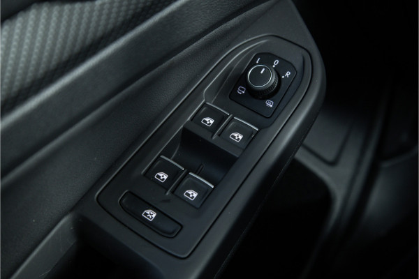 Volkswagen Golf 2.0 TSI R 4Motion - Panorama | H&K | Stoelkoeling | Memory | Stuurverwarming