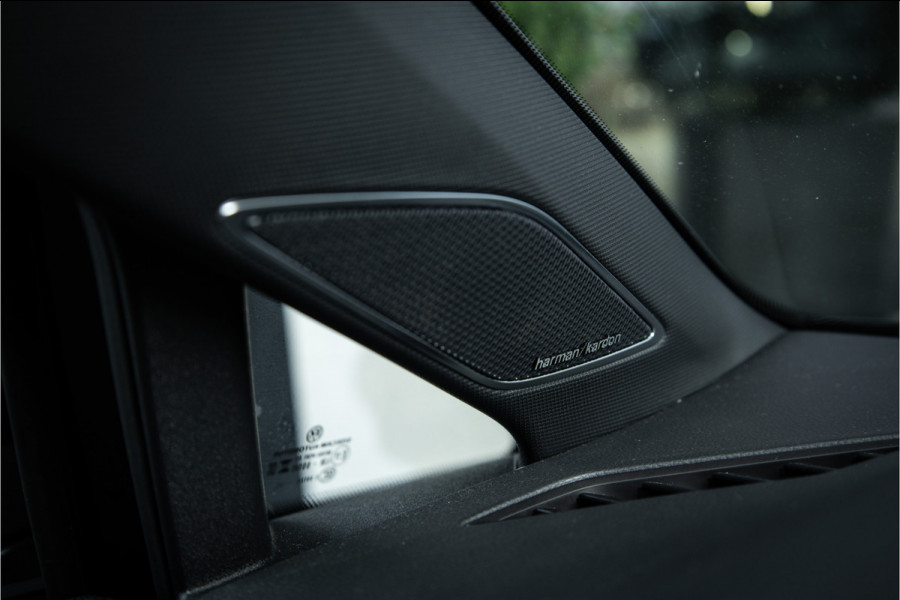 Volkswagen Golf 2.0 TSI R 4Motion - Panorama | H&K | Stoelkoeling | Memory | Stuurverwarming