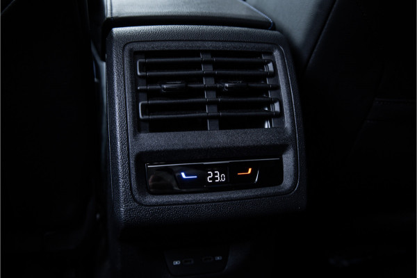 Volkswagen Golf 2.0 TSI R 4Motion - Panorama | H&K | Stoelkoeling | Memory | Stuurverwarming