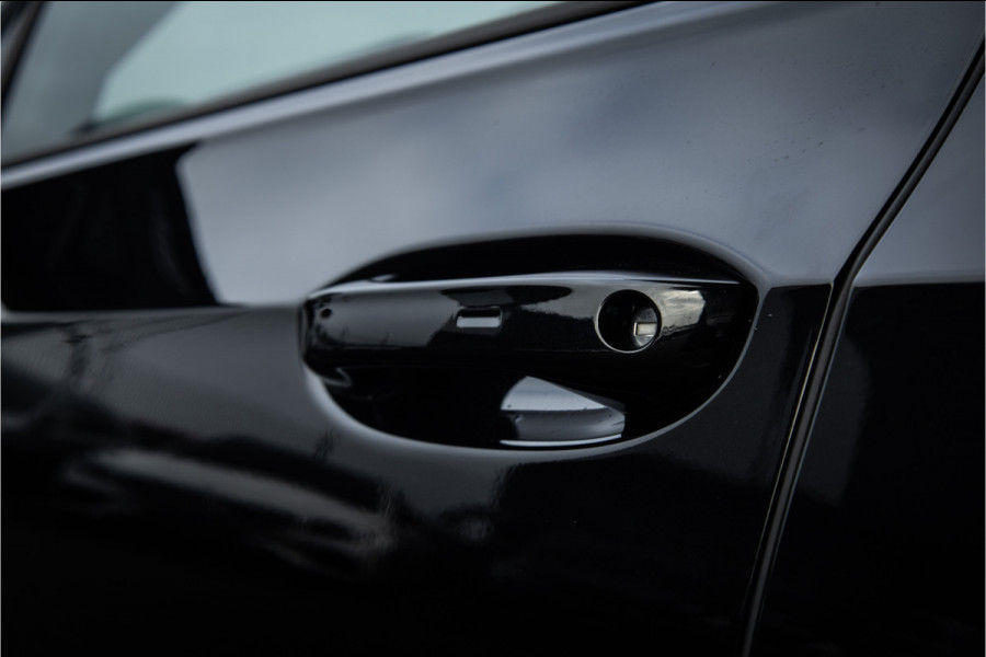 Volkswagen Golf 2.0 TSI R 4Motion - Panorama | H&K | Stoelkoeling | Memory | Stuurverwarming