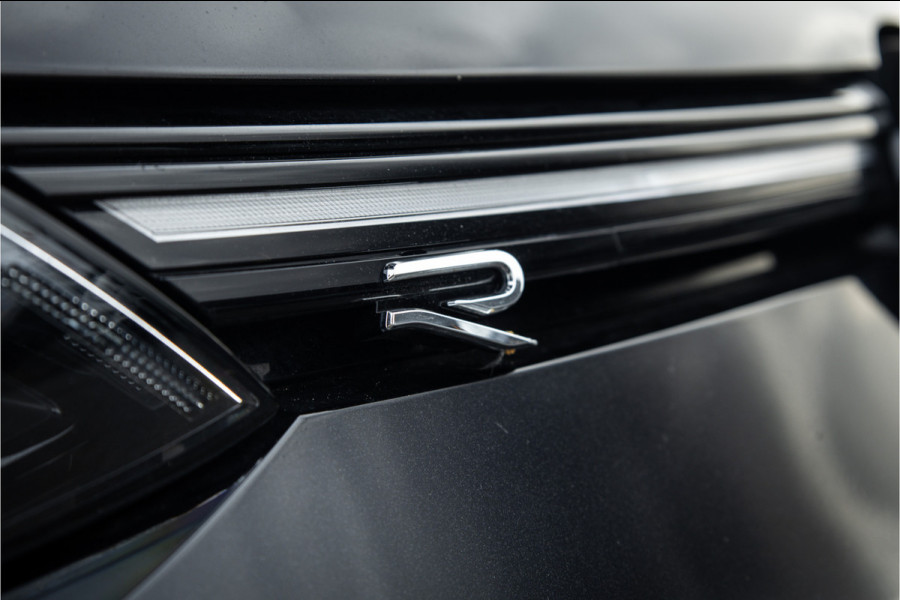 Volkswagen Golf 2.0 TSI R 4Motion - Panorama | H&K | Stoelkoeling | Memory | Stuurverwarming