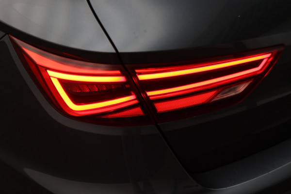 Seat Leon ST 1.0 TSI Style Ultimate Edition Virtual Cockpit, Camera, Beats Audio, Keyless, Apple Carplay, LED