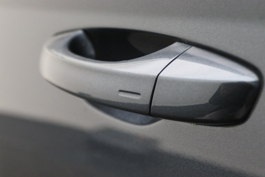 Seat Leon ST 1.0 TSI Style Ultimate Edition Virtual Cockpit, Camera, Beats Audio, Keyless, Apple Carplay, LED