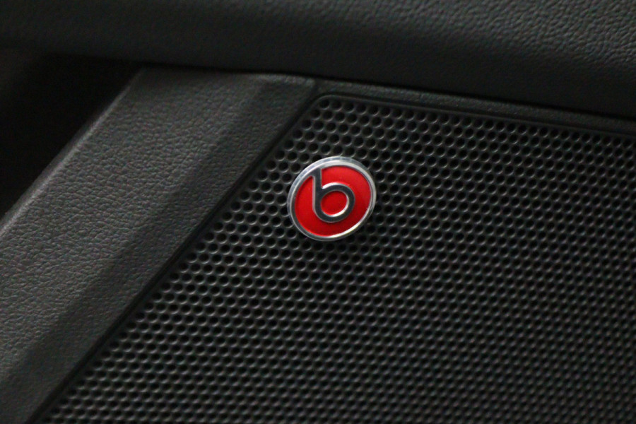 Seat Leon ST 1.0 TSI Style Ultimate Edition Virtual Cockpit, Camera, Beats Audio, Keyless, Apple Carplay, LED