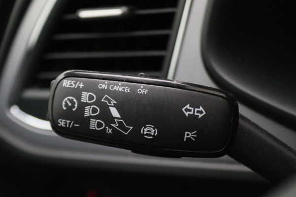 Seat Leon ST 1.0 TSI Style Ultimate Edition Virtual Cockpit, Camera, Beats Audio, Keyless, Apple Carplay, LED