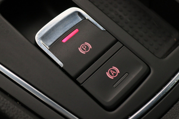 Seat Leon ST 1.0 TSI Style Ultimate Edition Virtual Cockpit, Camera, Beats Audio, Keyless, Apple Carplay, LED