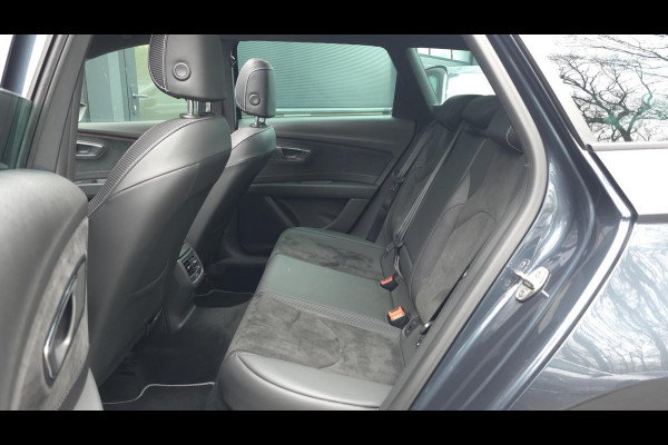 Seat Leon ST 2.0 TSI 4DRIVE CUPRA | Pano | 360 Camera | Beats | Carplay