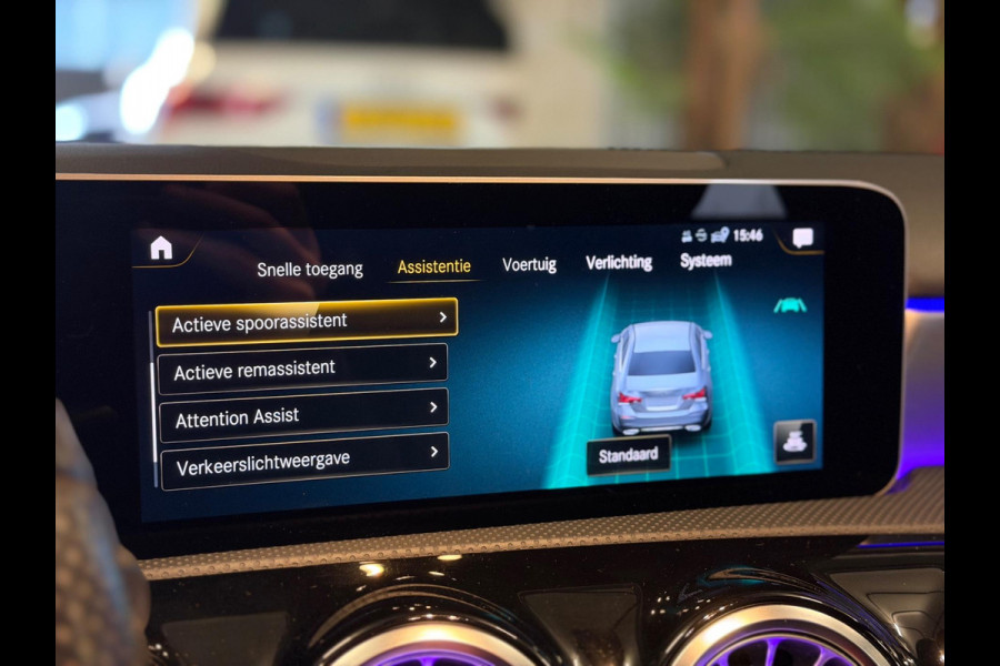 Mercedes-Benz A-Klasse 220 4MATIC AMG|PANO|SFEER|MEMORY