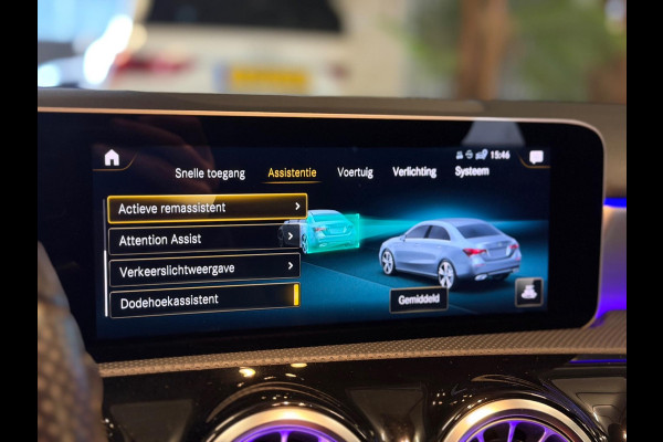 Mercedes-Benz A-Klasse 220 4MATIC AMG|PANO|SFEER|MEMORY