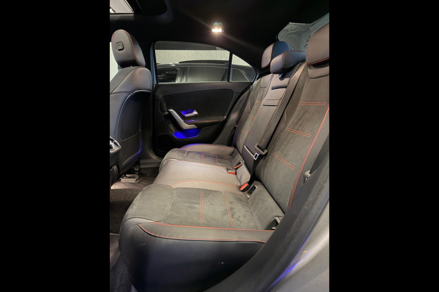 Mercedes-Benz A-Klasse 220 4MATIC AMG|PANO|SFEER|MEMORY