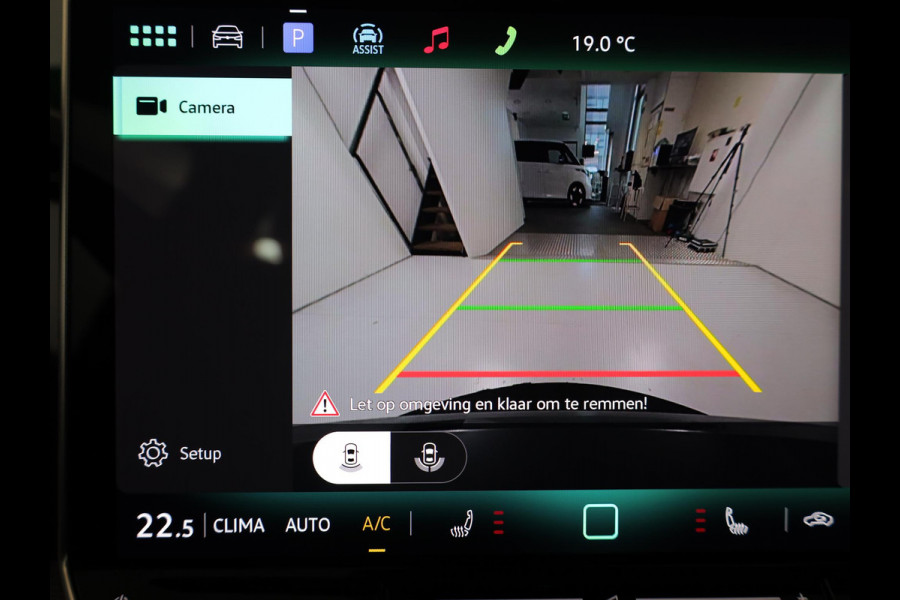 Volkswagen Golf 1.5 eTSI 50 Jahre Edition 150 pk Automaat (DSG) | Navigatie | Panoramadak | Parkeersensoren | Achteruitrijcamera | Matrix LED koplampen | Stoelverwarming |