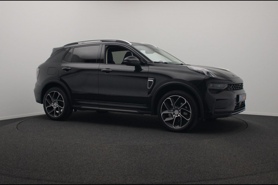Lynk & Co 01 1.5 261PK Plug-in Hybrid* Black pakket* 360 Camera Pano/dak Apple/Carplay Adaptive/Cruise
