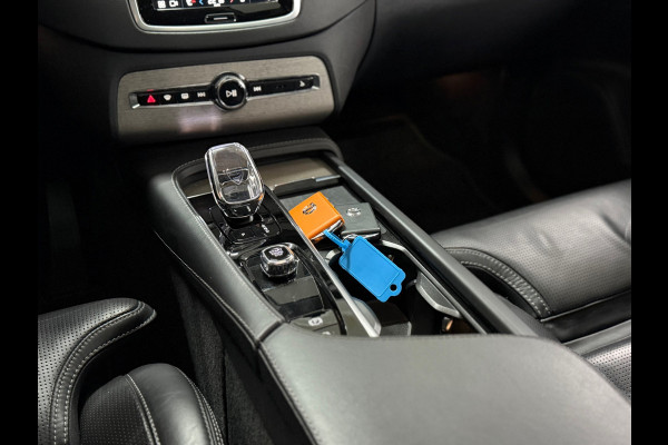 Volvo XC90 2.0 T8 Recharge AWD Ultimate Bright | Facelift |Pano | 7p | H/K Premium Sound | Massage | Licht Pakket | Winter Pakket