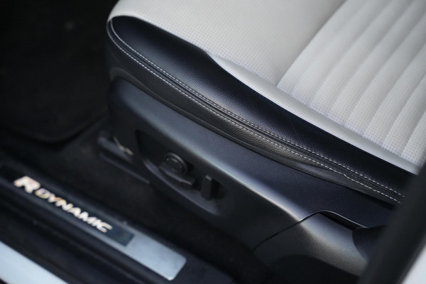 Land Rover Discovery Sport 1.5 P300e PHEV Dynamic SE