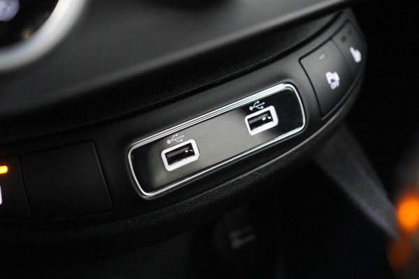 Fiat 500X 1.0 FireFly Turbo 120 Sport | All-seasonbanden | Blind-Spot | Navigatie | Achteruitrijcamera | Stoelverwarming | Lm velgen