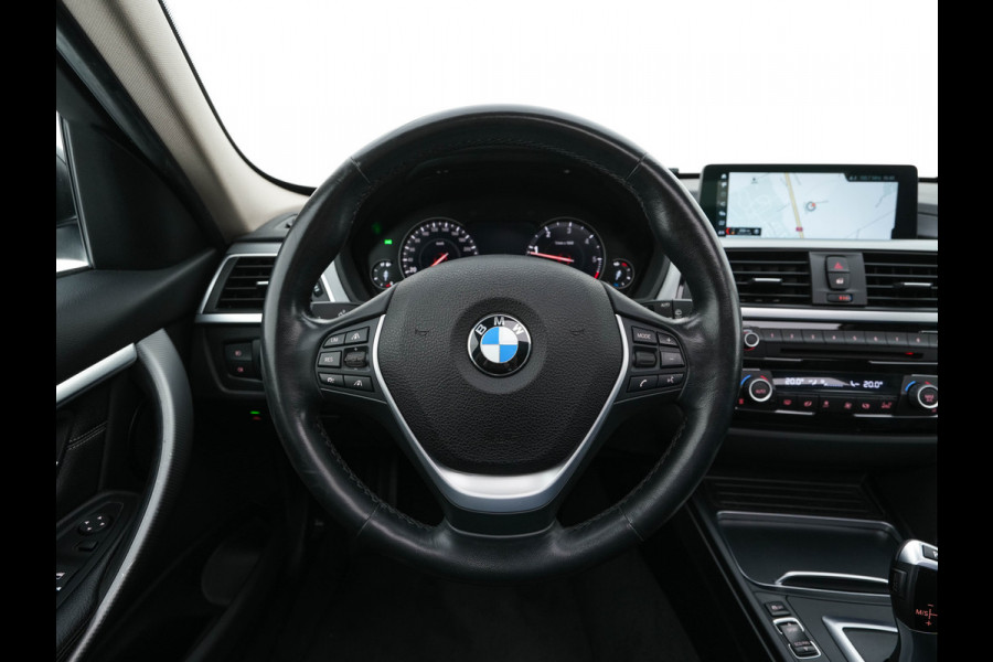 BMW 3 Serie Touring 320d EDE Executive Aut. *PANO | LEATHER | FULL-LED | DIGI-COCKPIT | HEATED-SPORTSEATS | NAVI-FULLMAP | PRIVACY-GLASS | ECC | KEYLESS | LANE-ASSIST | PDC | CRUISE | TOWBAR | 18''ALU*