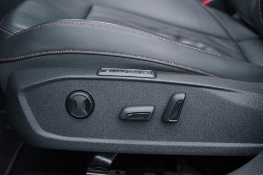 CUPRA Formentor 1.4 e-Hybrid VZ 245 PK Copper Edition PHEV, Panoramadak, Leder, Memory, 360 Camera, Winterpakket