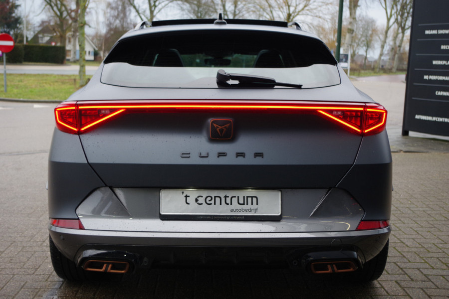 CUPRA Formentor 1.4 e-Hybrid VZ 245 PK Copper Edition PHEV, Panoramadak, Leder, Memory, 360 Camera, Winterpakket
