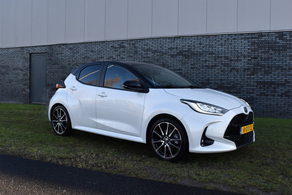 Toyota Yaris 1.5 Hybrid GR Sport 2-Tone Panoramadak Btw auto 1e eigenaar