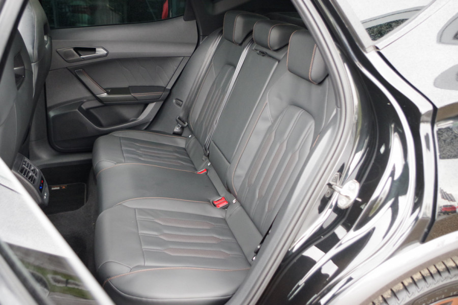 CUPRA Formentor 1.4 e-Hybrid VZ 245 PK Copper Edition PHEV, Panoramadak, Leder, Memory, Winterpkakket, Carplay