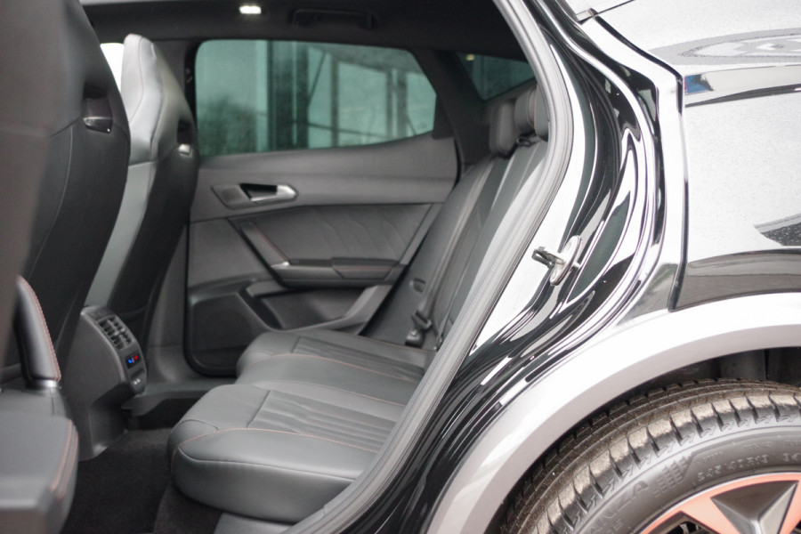 CUPRA Formentor 1.4 e-Hybrid VZ 245 PK Copper Edition PHEV, Panoramadak, Leder, Memory, Winterpkakket, Carplay