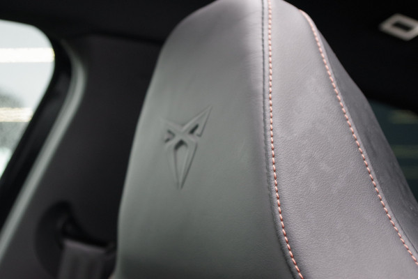 CUPRA Formentor 1.4 e-Hybrid VZ 245 PK Copper Edition PHEV, Panoramadak, Leder, Memory, Winterpkakket, Carplay