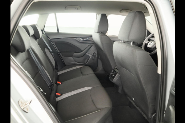 Škoda SCALA 1.0 TSI Active 95pk | Navigatie via App | Airconditioning | DAB+ Radio