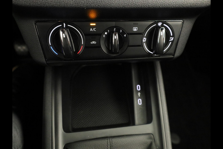 Škoda SCALA 1.0 TSI Active 95pk | Navigatie via App | Airconditioning | DAB+ Radio