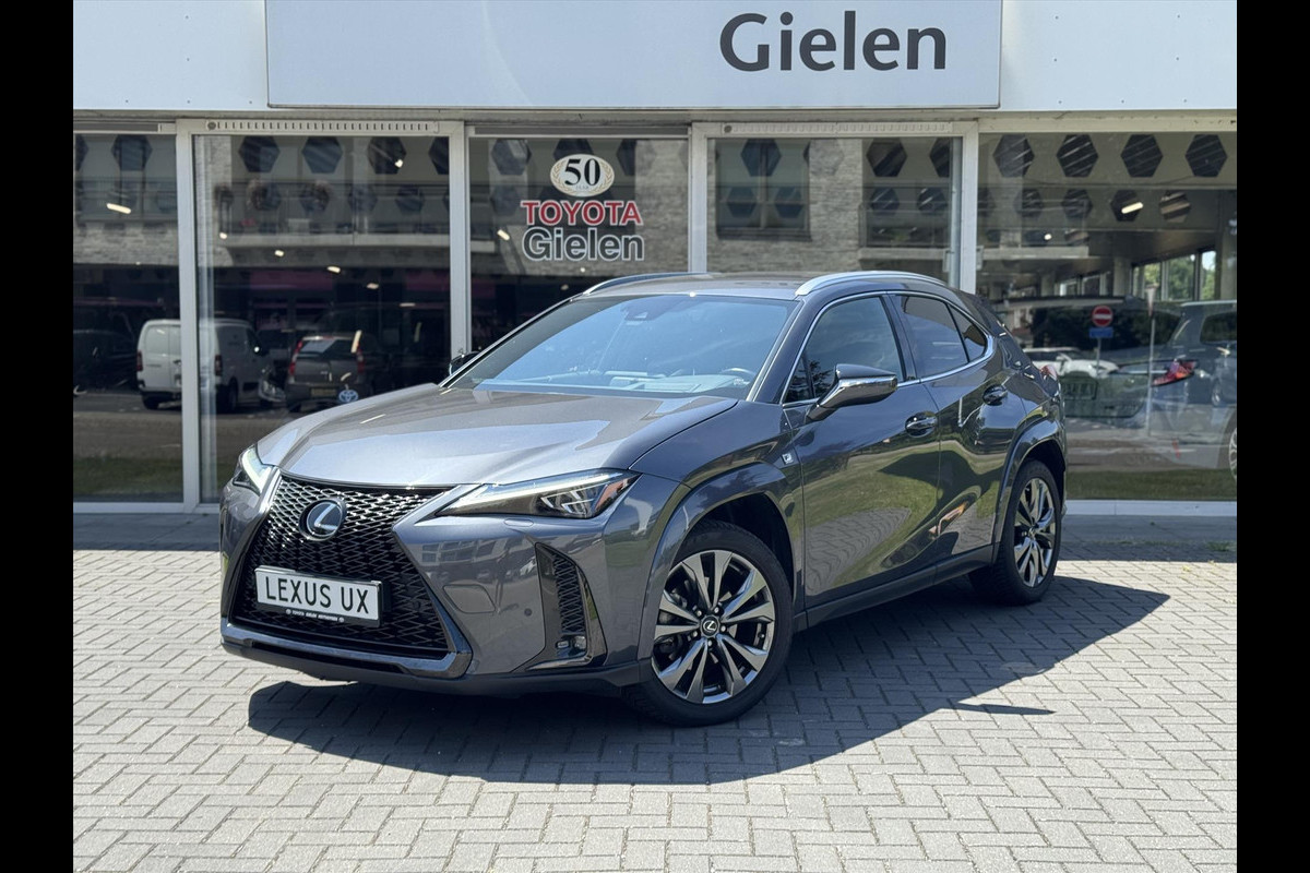 Lexus UX 250h F Sport Line | Facelift, Head up display, Blind Spot, 18 inch, Parkeersensoren, Stoel + Stuurverwarming, Groot scherm