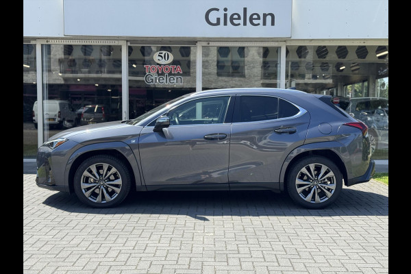 Lexus UX 250h F Sport Line | Facelift, Head up display, Blind Spot, 18 inch, Parkeersensoren, Stoel + Stuurverwarming, Groot scherm