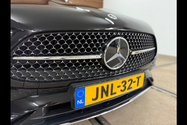 Mercedes-Benz CLE Cabriolet 200 AMG Advanced Plus | BOMVol! | MBUX | OLED | Burmeister | Ambient+ | Led+ | Winter pakket |Trekhaak