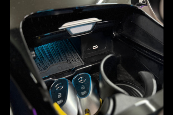 Mercedes-Benz CLE Cabriolet 200 AMG Advanced Plus | BOMVol! | MBUX | OLED | Burmeister | Ambient+ | Led+ | Winter pakket |Trekhaak